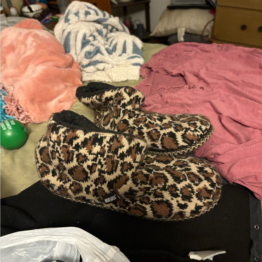 Shirts, dresses, slippers and a jacket!